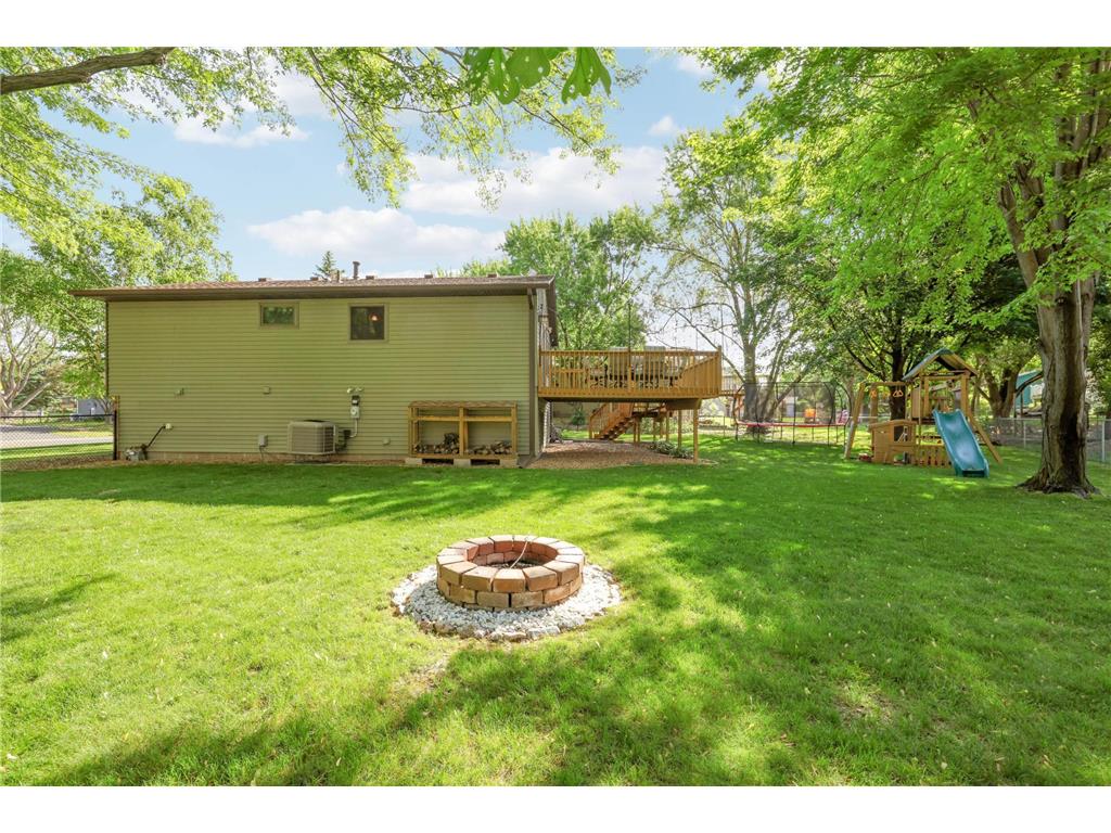 1980 Timber Wolf Trail N Eagan MN 55122 7084116 image32