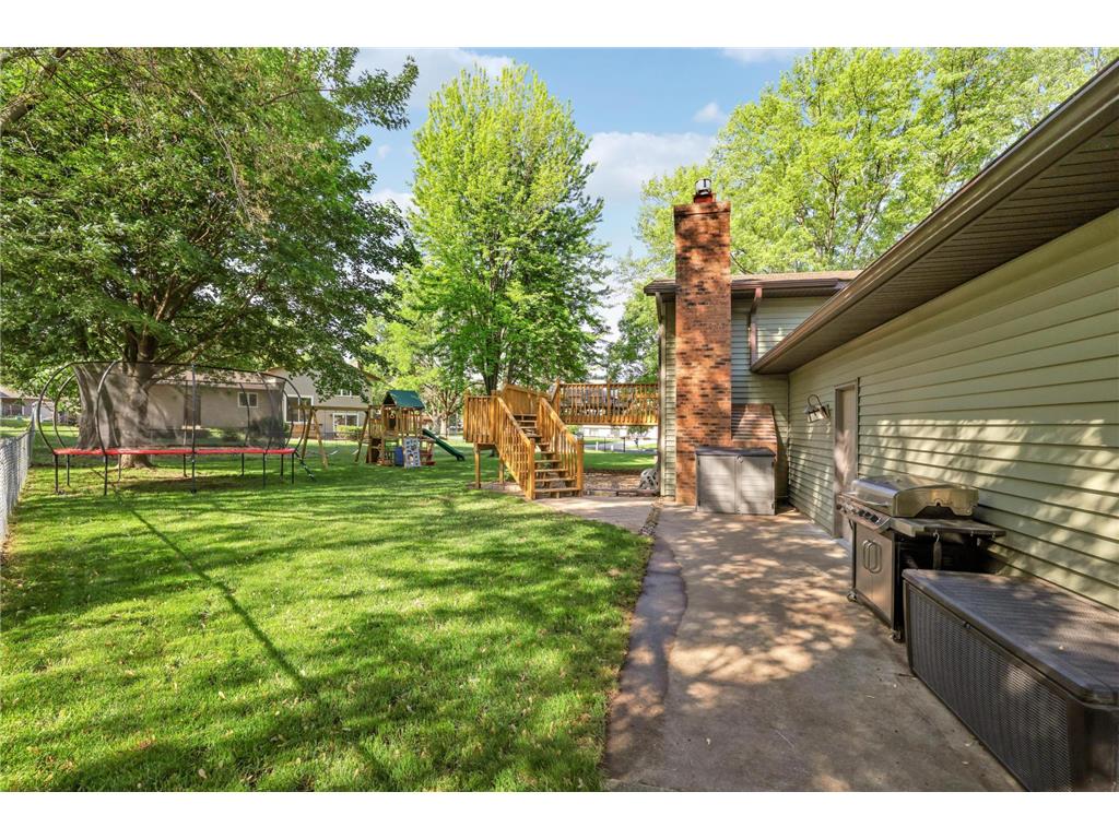 1980 Timber Wolf Trail N Eagan MN 55122 7084116 image34