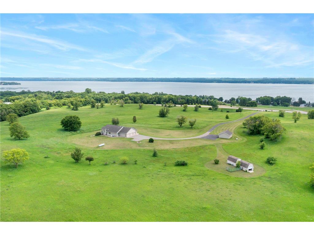 19800 Stephan Drive Minnewaska Twp MN 56381 7084418 image1