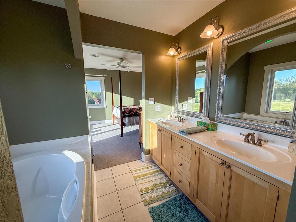 19807 Balentine Road Caledonia MN 55921 7074217 image24