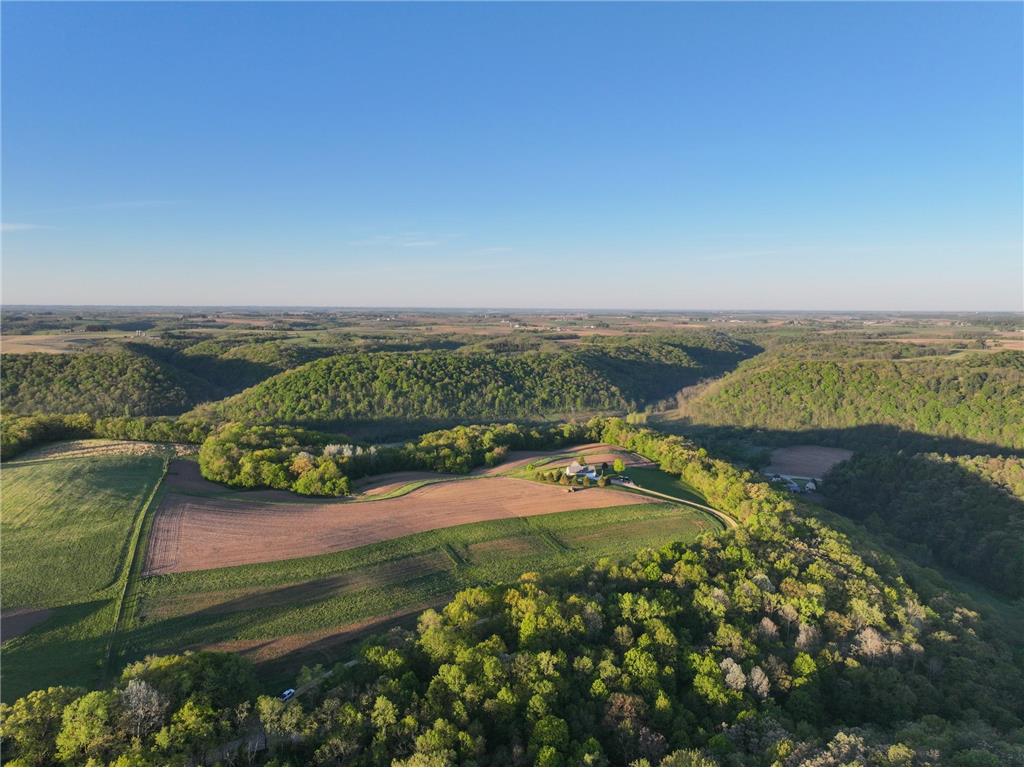 19807 Balentine Road Caledonia MN 55921 7074217 image3