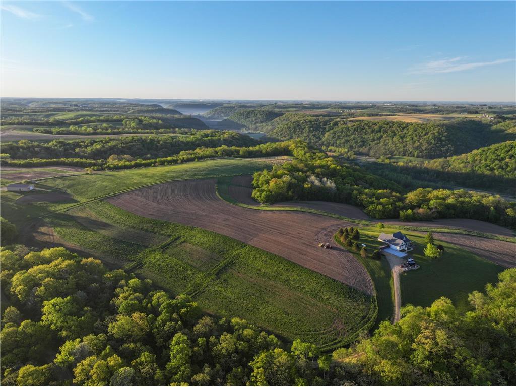 19807 Balentine Road Caledonia MN 55921 7074217 image55