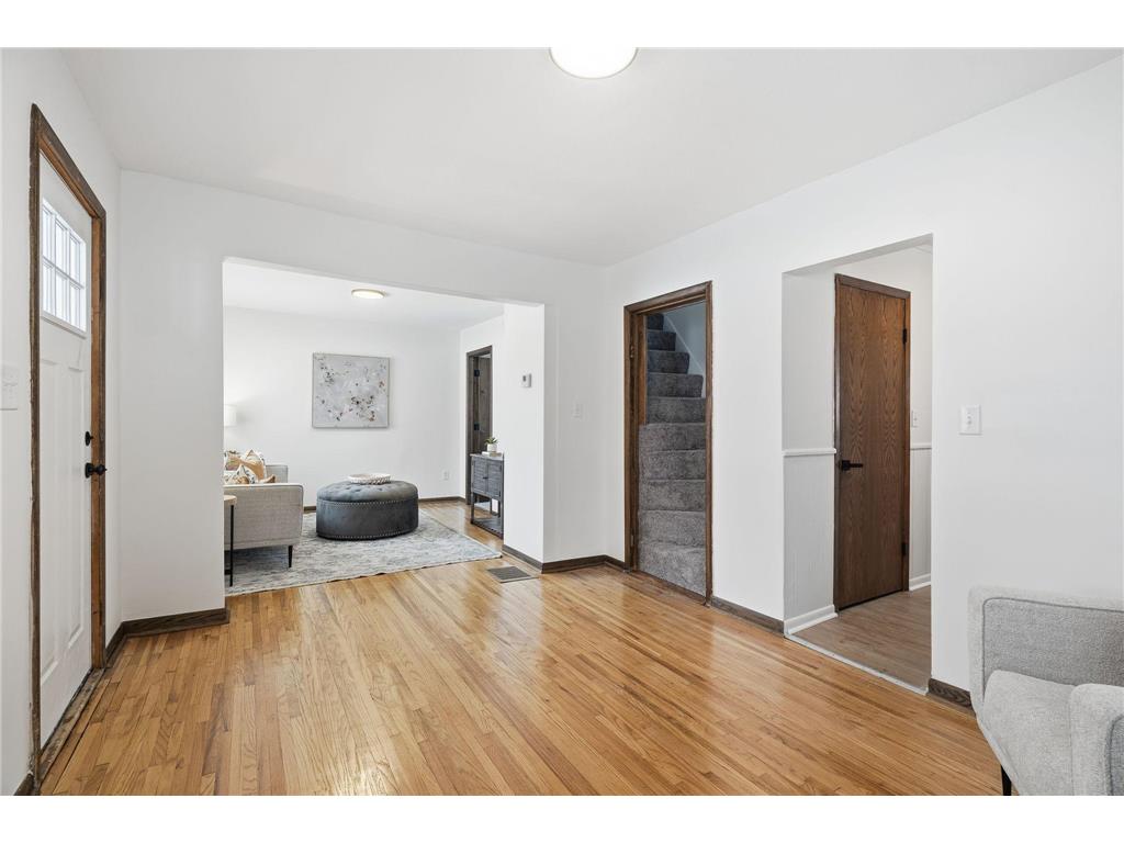 1981 Minnehaha Avenue E Saint Paul MN 55119 7003413 image5