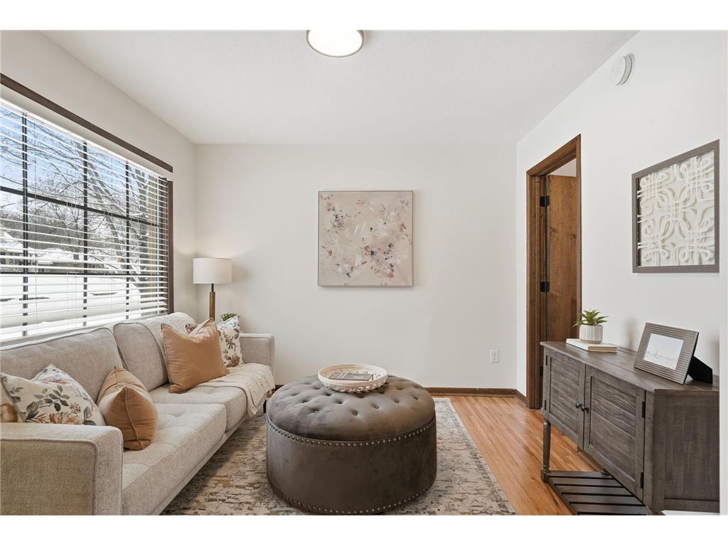 1981 Minnehaha Avenue E Saint Paul MN 55119 7003413 image6