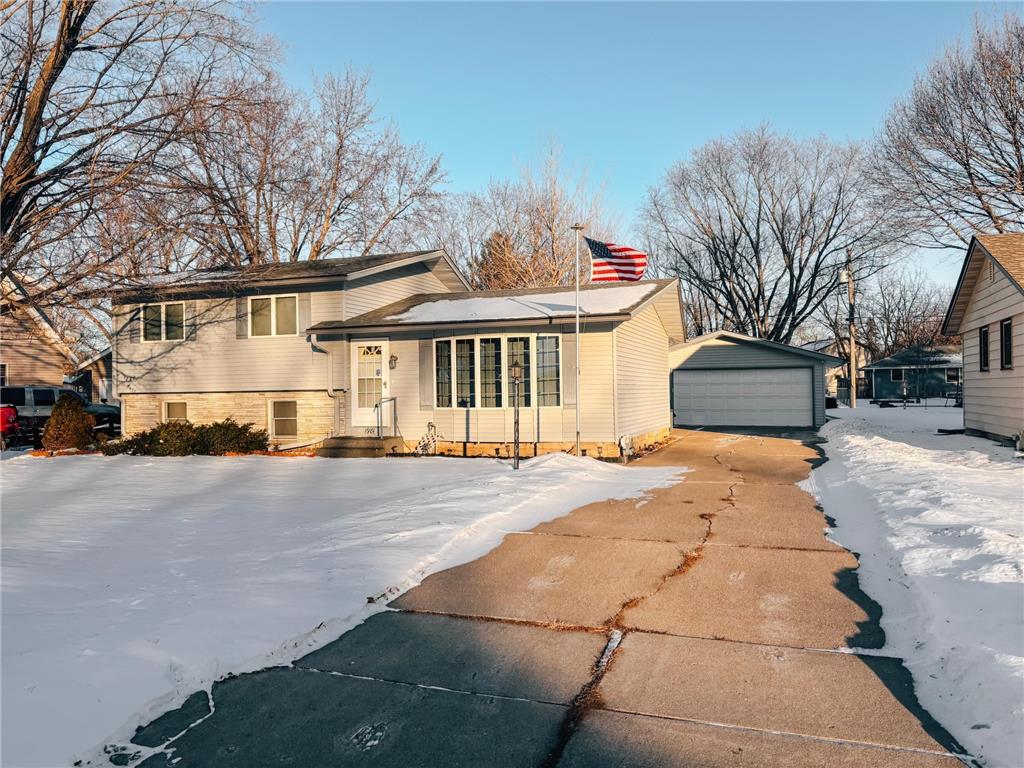 1981 Oak Street Hastings MN 55033 7005801 image1