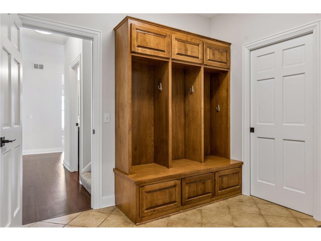 1981 Topaz Drive Chanhassen MN 55317 7081564 image33
