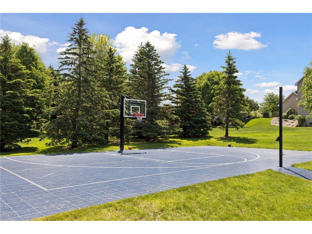 1981 Topaz Drive Chanhassen MN 55317 7081564 image81