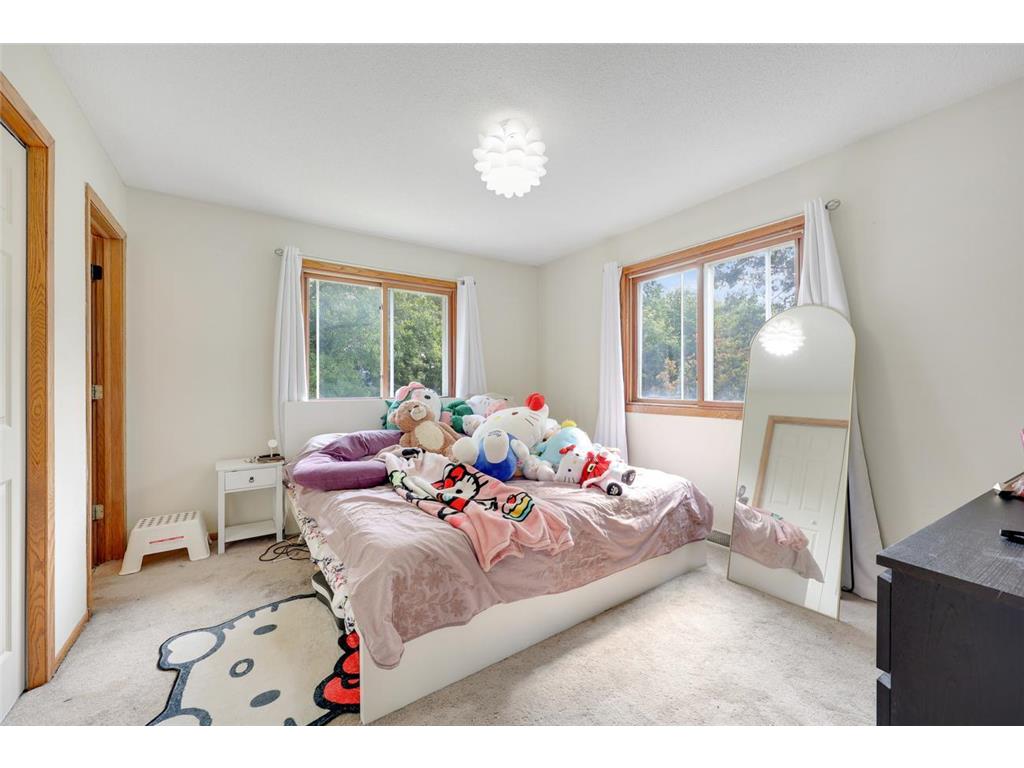 1984 Helena Court Oakdale MN 55128 7100112 image33