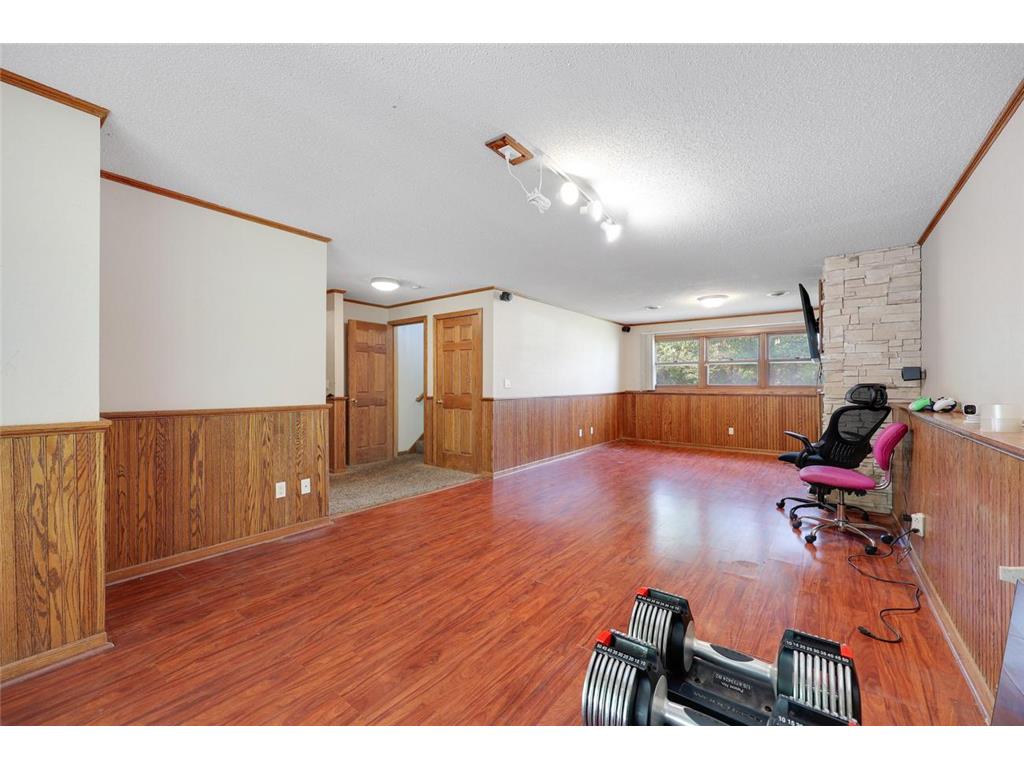 1984 Helena Court Oakdale MN 55128 7100112 image41