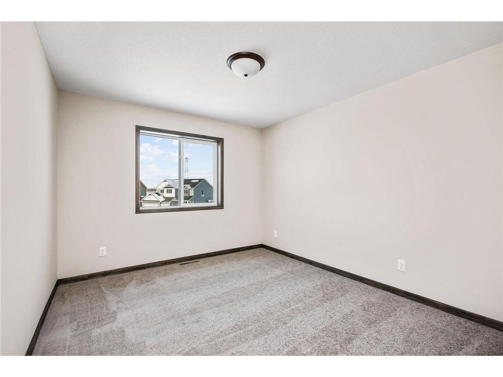 1984 Norma Way Lino Lakes MN 55038 7020092 image19