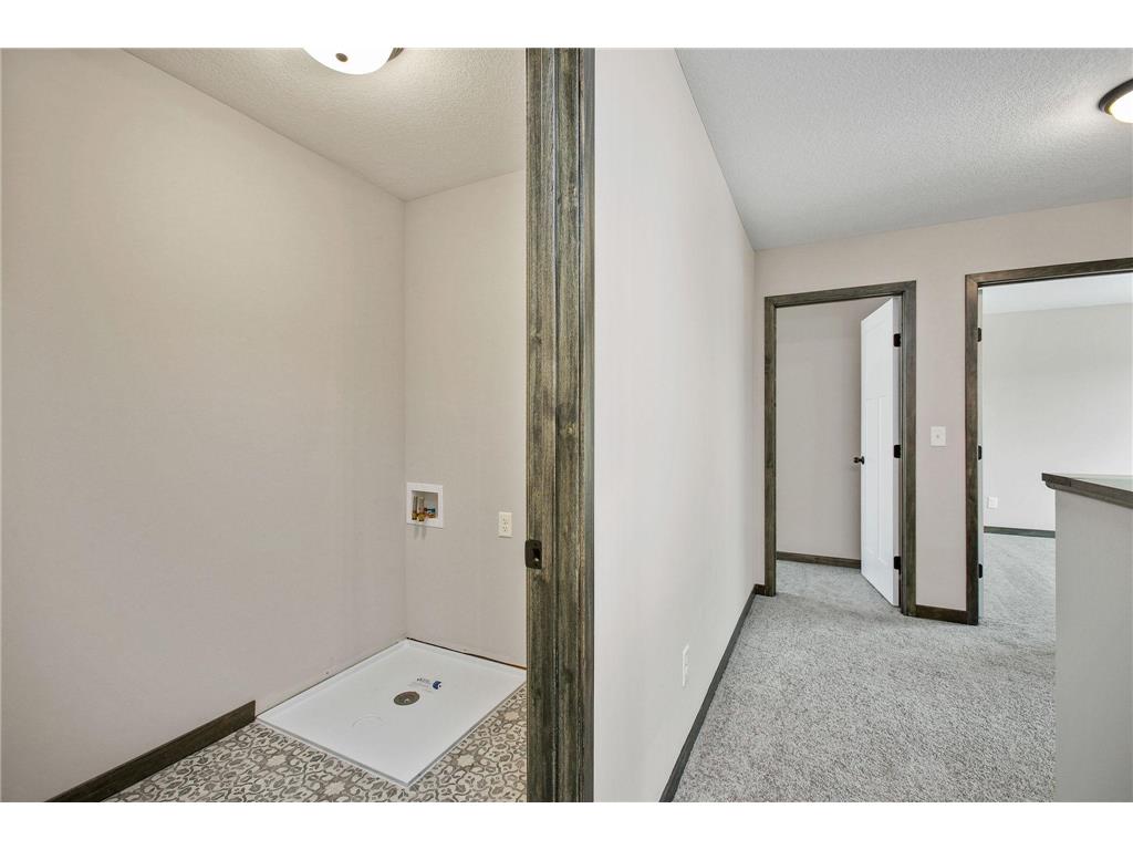 1984 Norma Way Lino Lakes MN 55038 7020092 image21