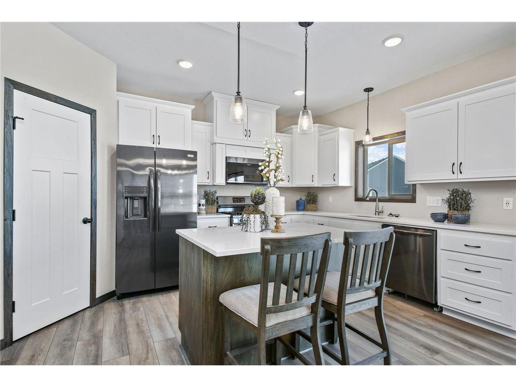 1984 Norma Way Lino Lakes MN 55038 7020092 image6