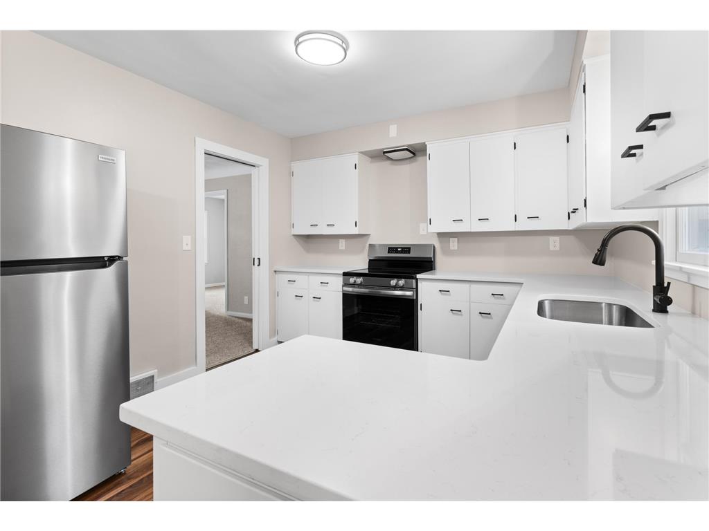 1985 Prosperity Road Maplewood MN 55109 7088395 image15