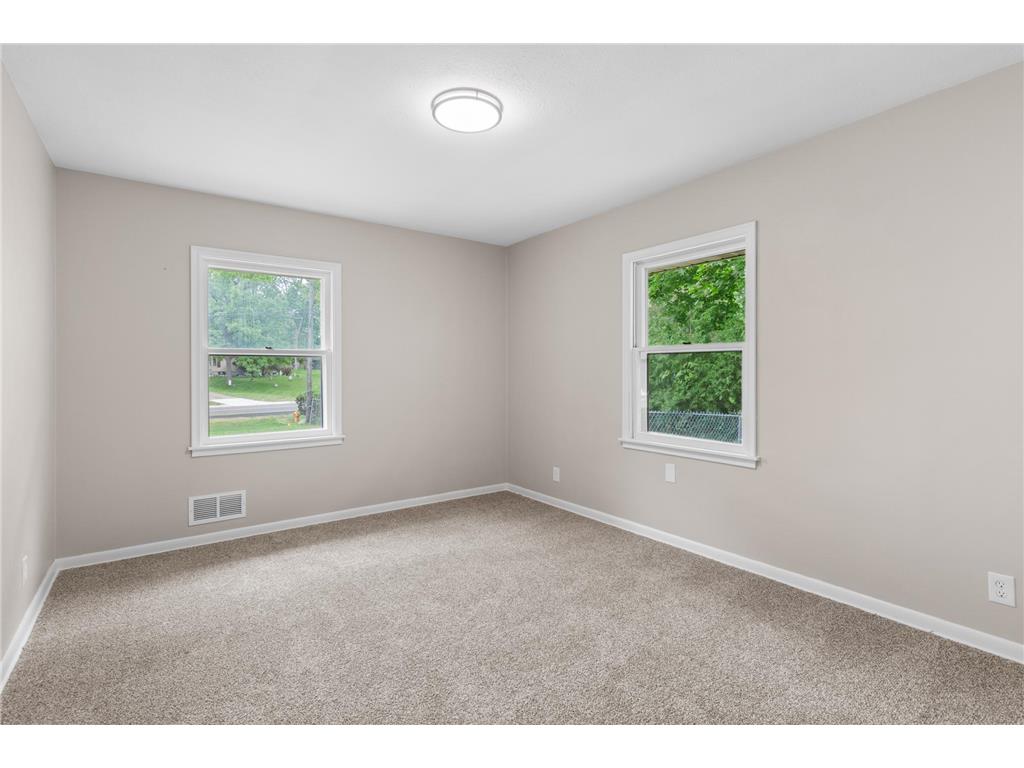 1985 Prosperity Road Maplewood MN 55109 7088395 image27