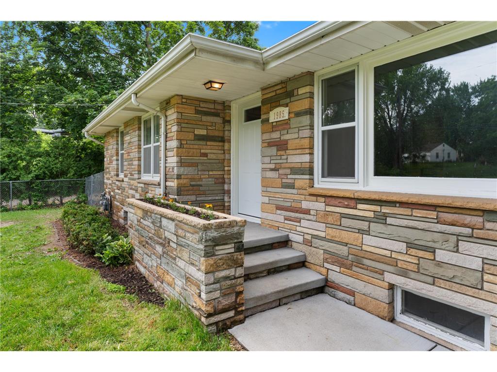 1985 Prosperity Road Maplewood MN 55109 7088395 image3
