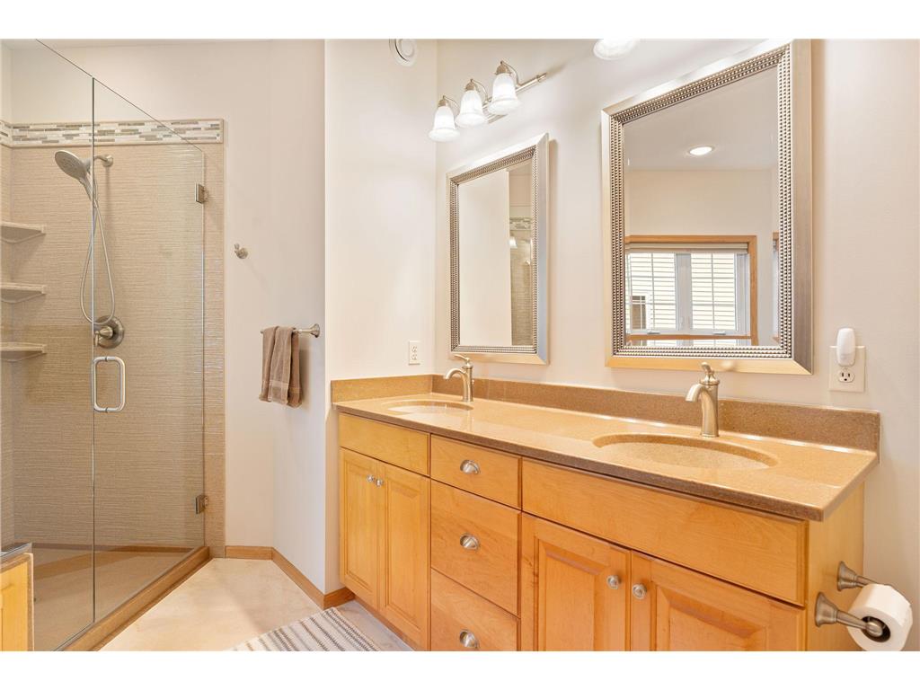 1985 Raspberry Ridge Place NE Owatonna MN 55060 6820635 image32