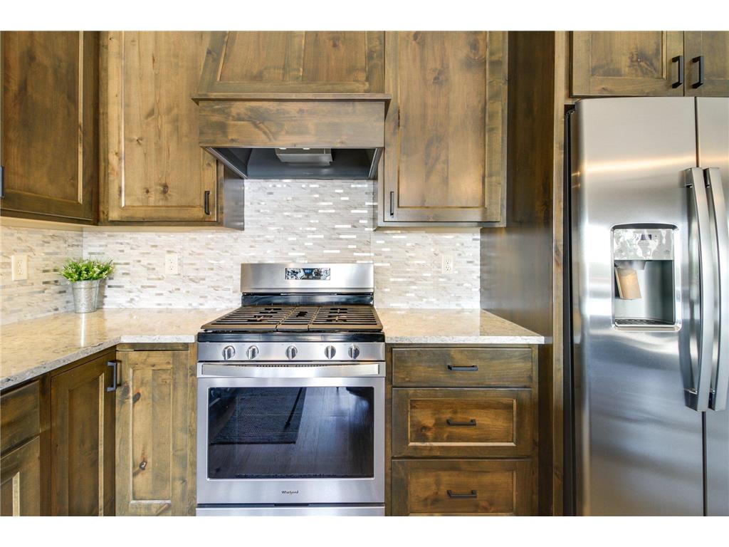 1985 Rosewood Lane SE Alexandria MN 56308 - Victoria 6786378 image17