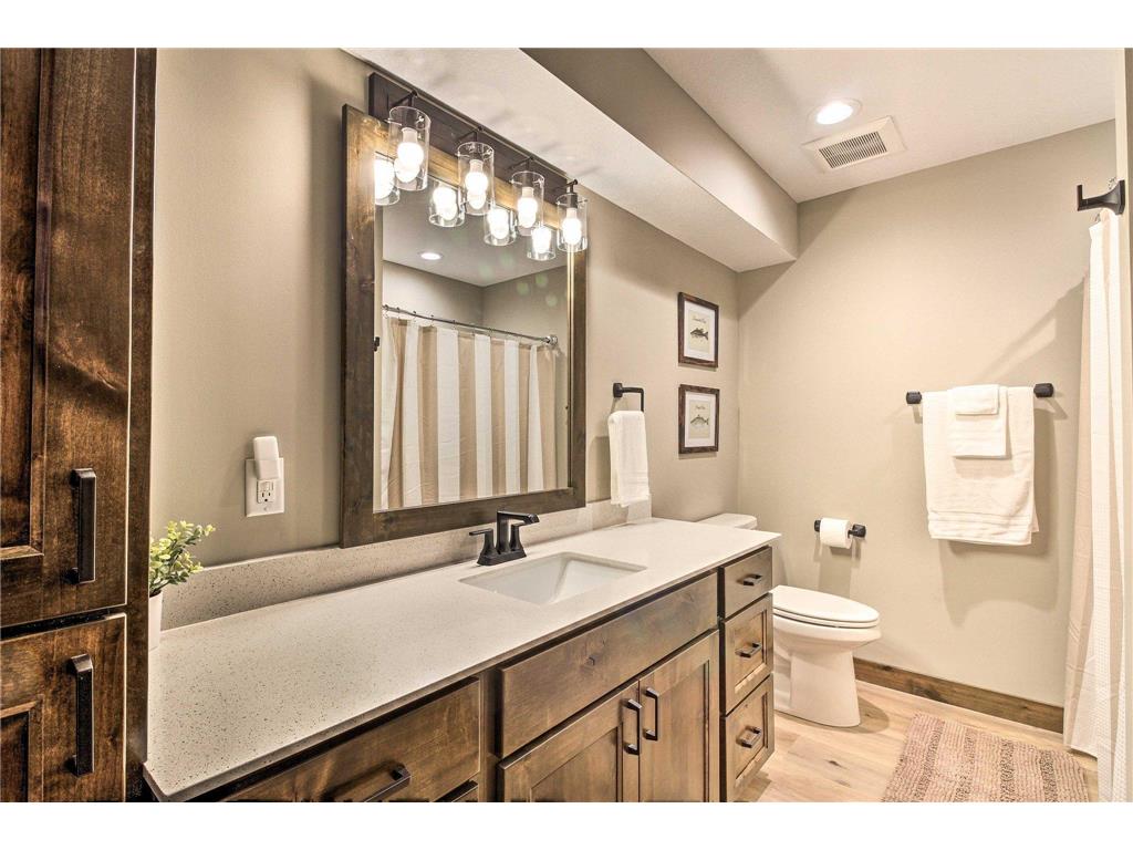 1985 Rosewood Lane SE Alexandria MN 56308 - Victoria 6786378 image24