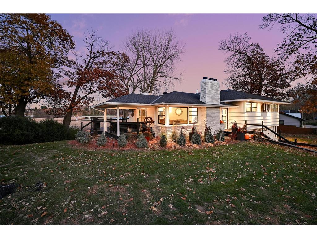 19860 Cottagewood Road Deephaven MN 55331 - Lake Minnetonka 6820274 image2