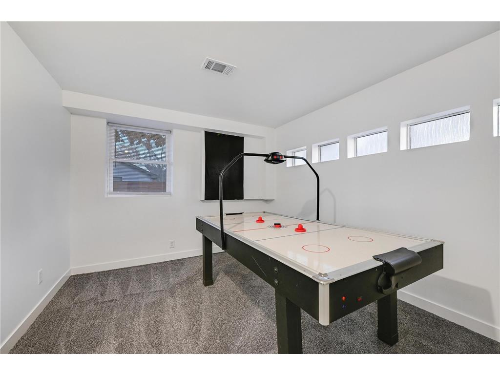 19860 Cottagewood Road Deephaven MN 55331 - Lake Minnetonka 7014800 image15