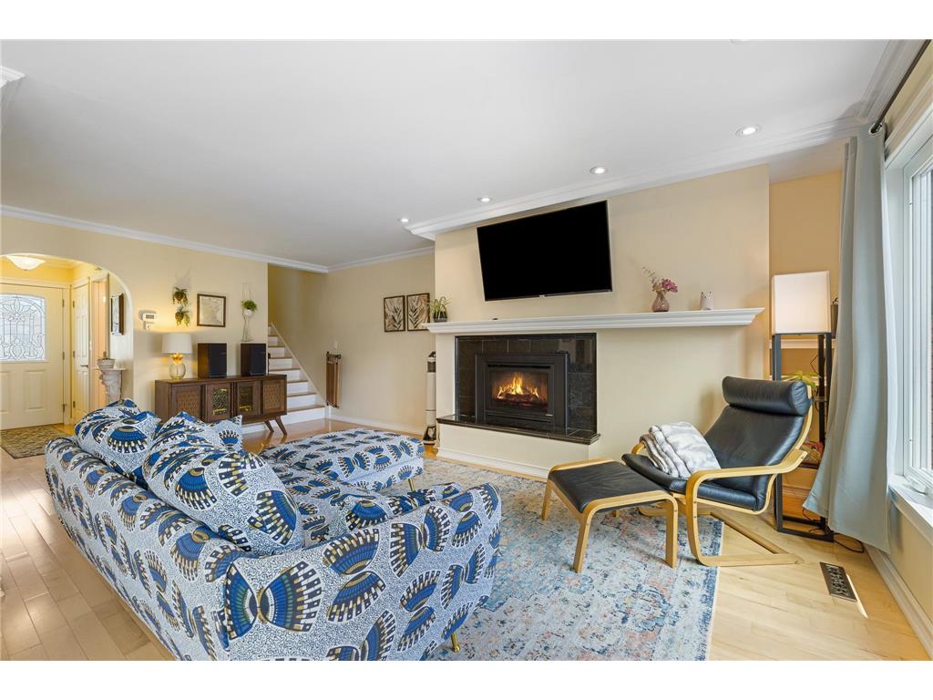 1988 Arkwright Street Maplewood MN 55117 6509987 image1