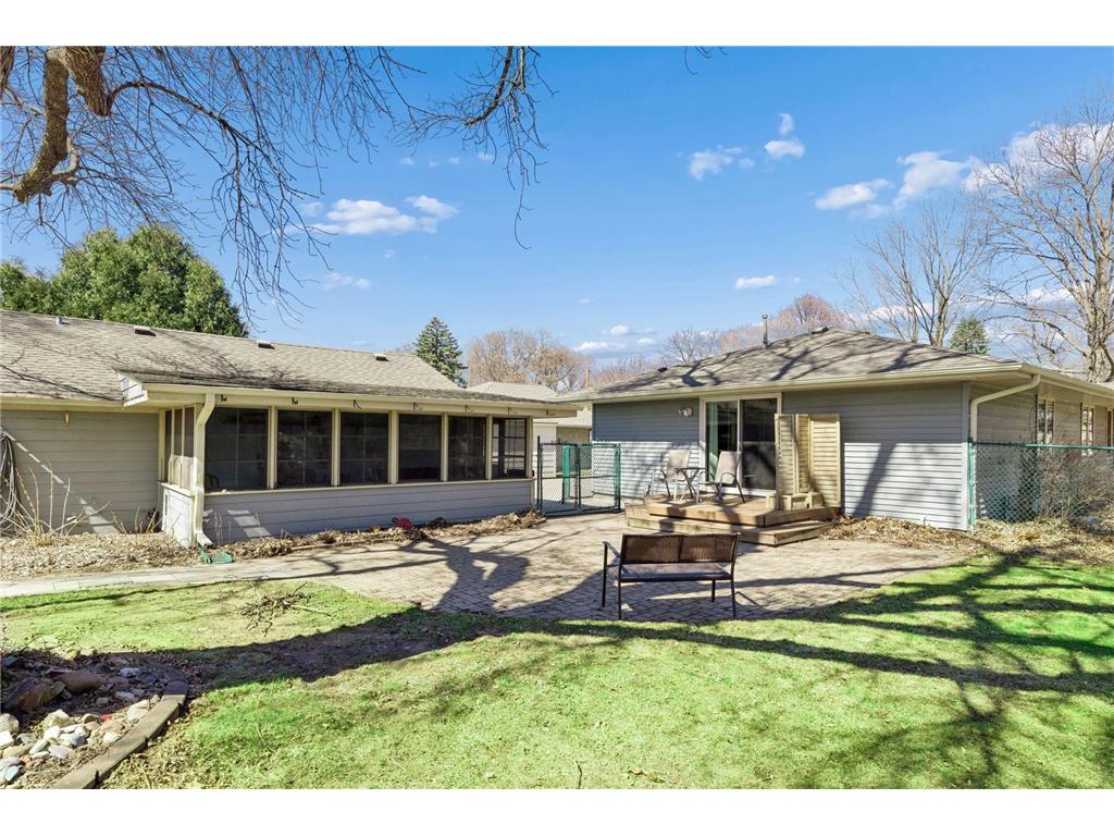 1988 Eldridge Avenue W Roseville MN 55113 7040373 image44