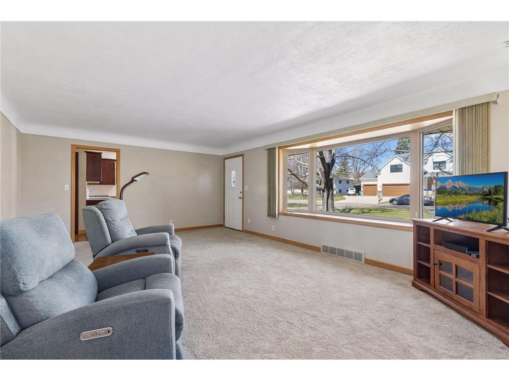 1988 Eldridge Avenue W Roseville MN 55113 7040373 image7