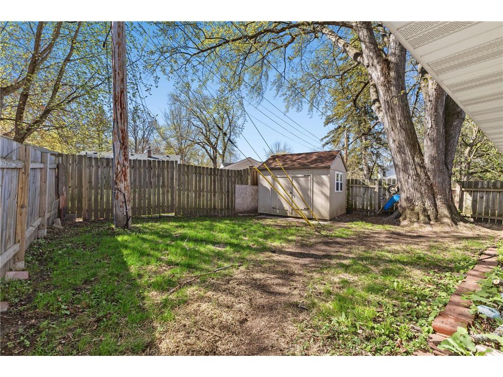 1988 Memory Lane North Saint Paul MN 55109 7062764 image39