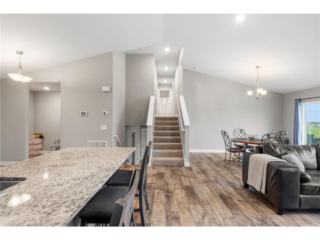 1989 Attenborough Street Shakopee MN 55379 7079977 image13