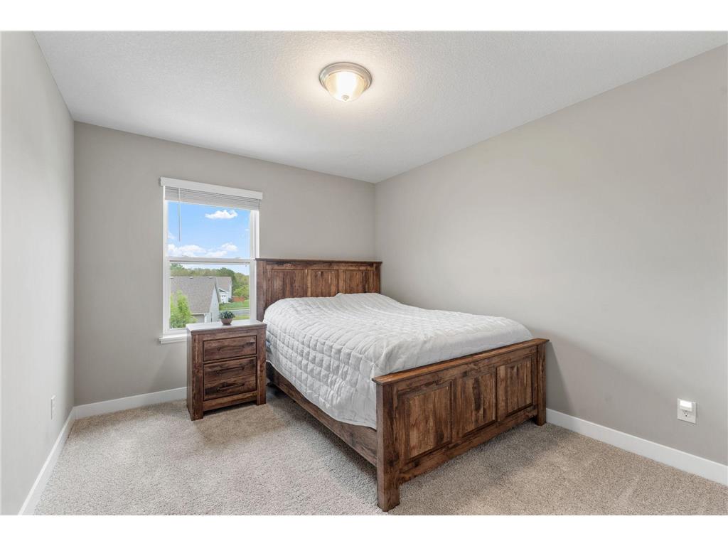 1989 Attenborough Street Shakopee MN 55379 7079977 image14