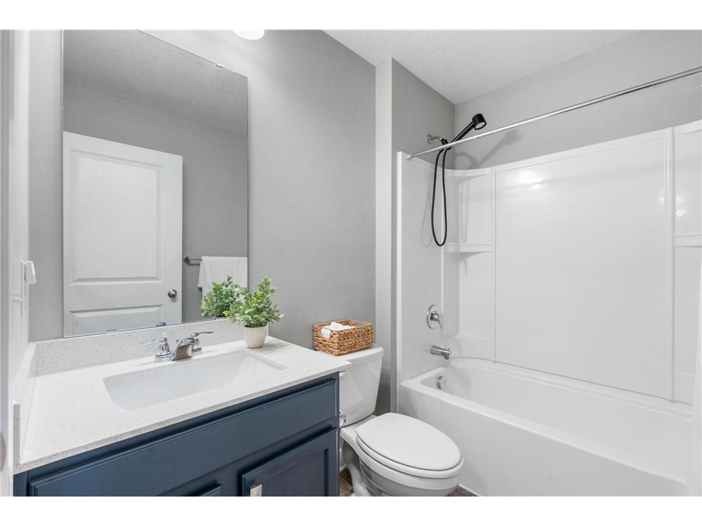 1989 Attenborough Street Shakopee MN 55379 7079977 image18