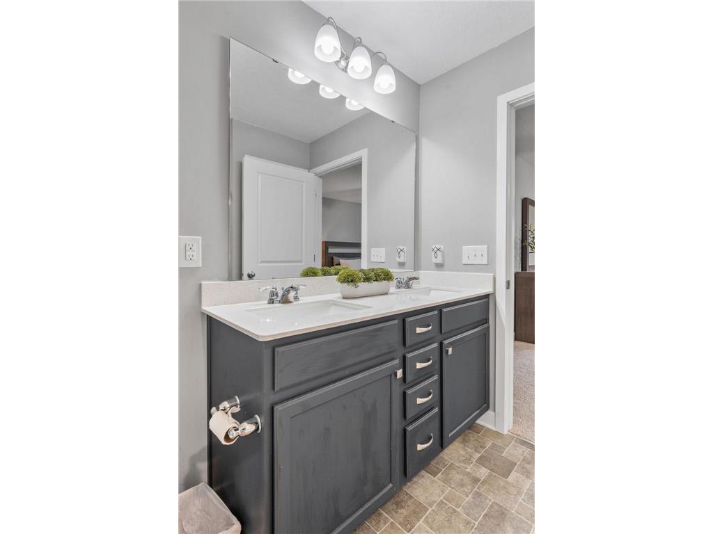 1989 Attenborough Street Shakopee MN 55379 7079977 image24