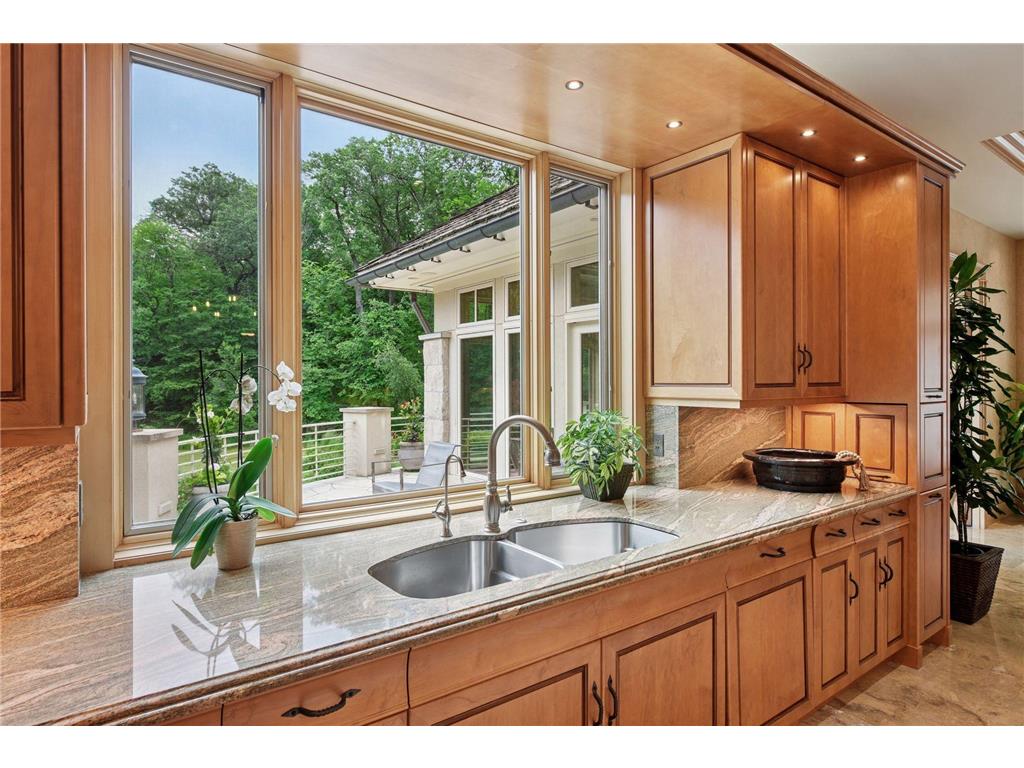 1989 Dwight Lane Minnetonka MN 55305 6718700 image13