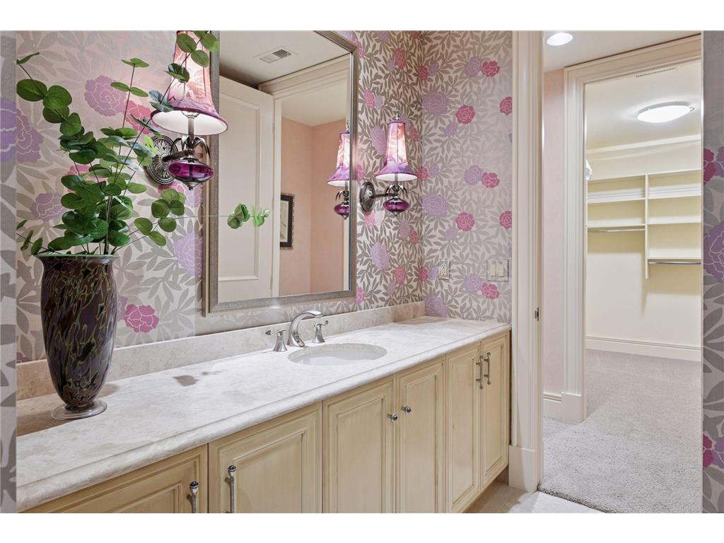 1989 Dwight Lane Minnetonka MN 55305 6718700 image44