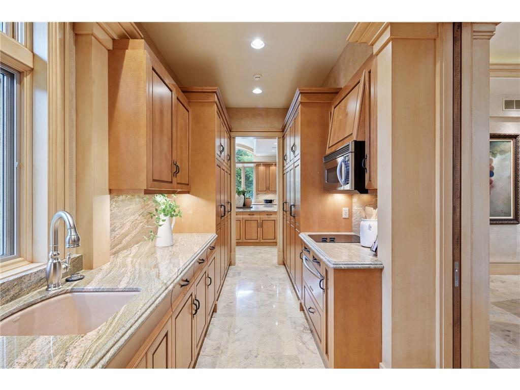 1989 Dwight Lane Minnetonka MN 55305 7046487 image23