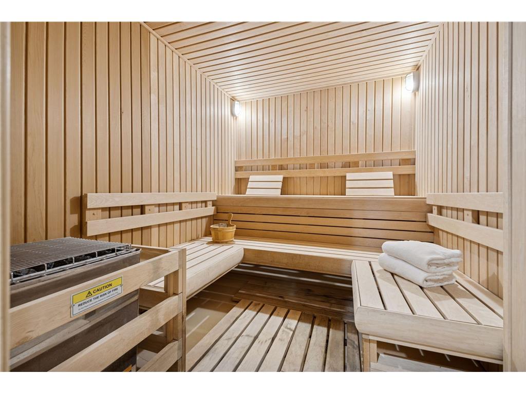 1989 Dwight Lane Minnetonka MN 55305 7046487 image50