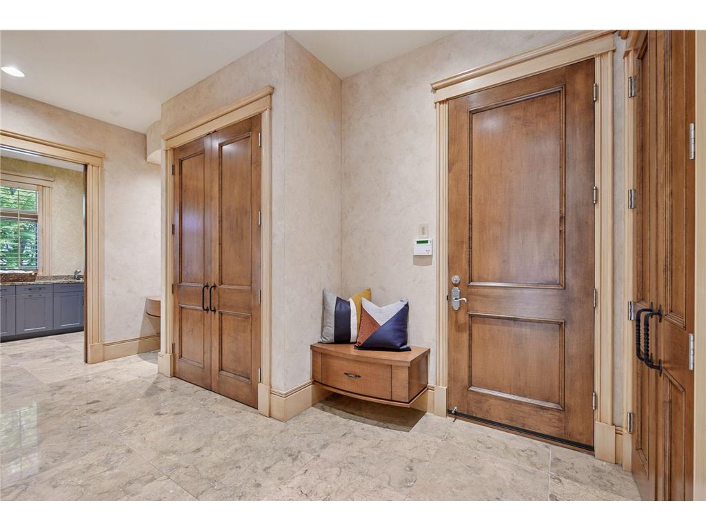 1989 Dwight Lane Minnetonka MN 55305 7046487 image54