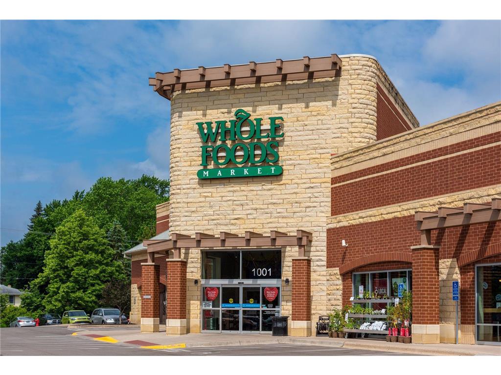 1989 Dwight Lane Minnetonka MN 55305 7046487 image70