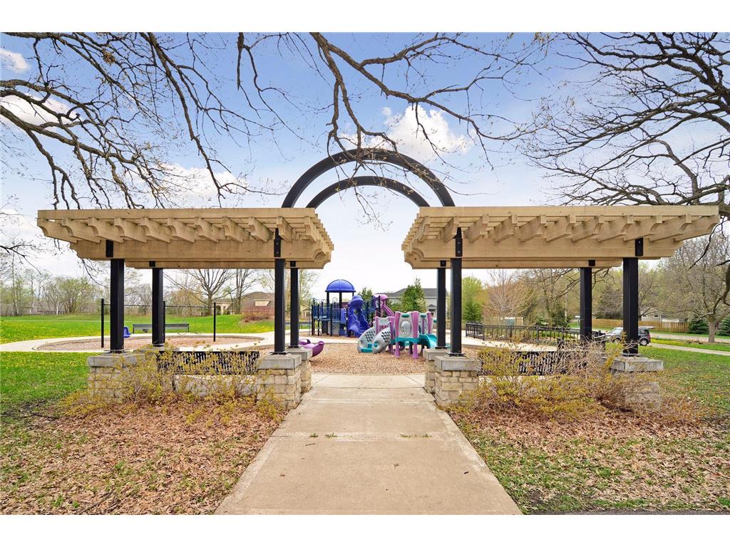 1989 Dwight Lane Minnetonka MN 55305 7046487 image77