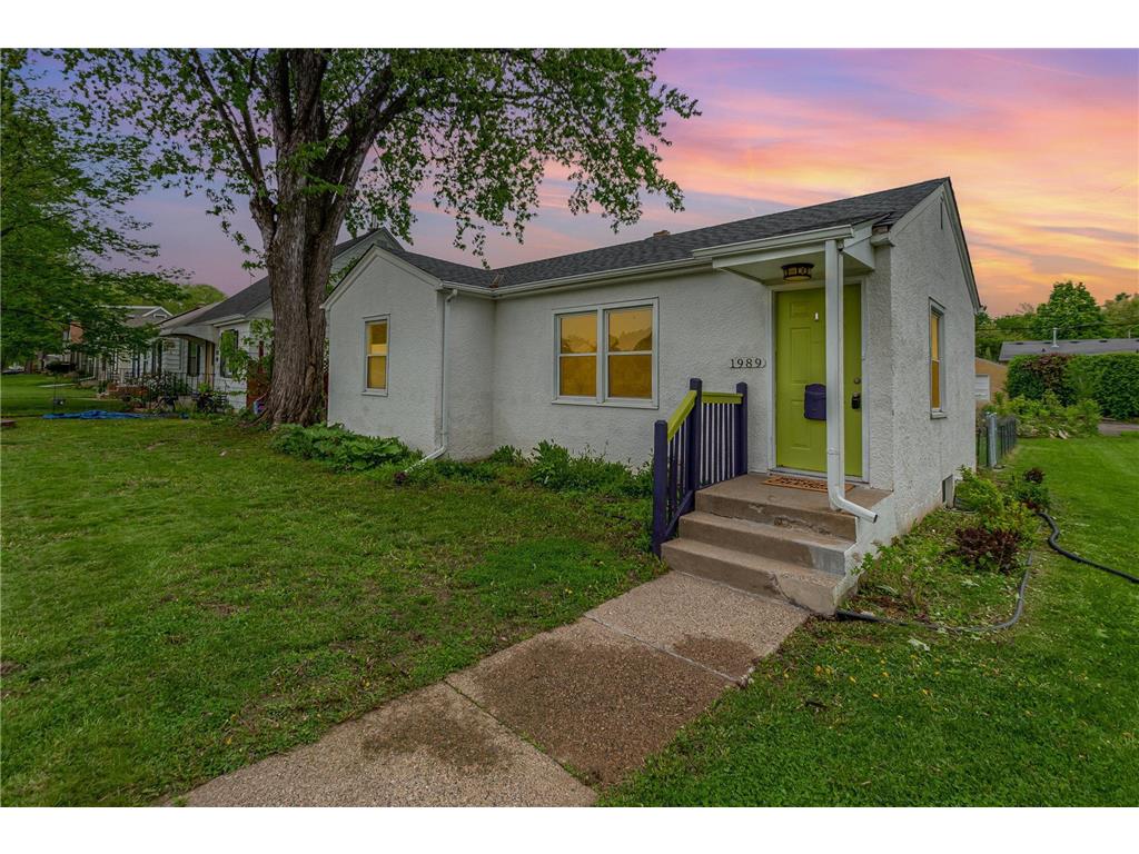 1989 Hawthorne Avenue E Saint Paul MN 55119 6361207 image1