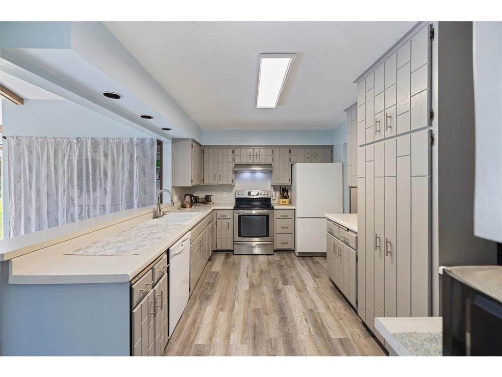 1989 N Park Drive Saint Paul MN 55119 6797449 image15