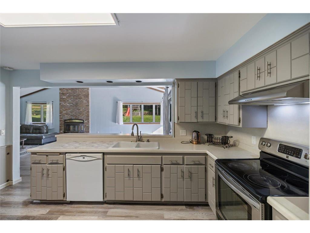 1989 N Park Drive Saint Paul MN 55119 6797449 image17