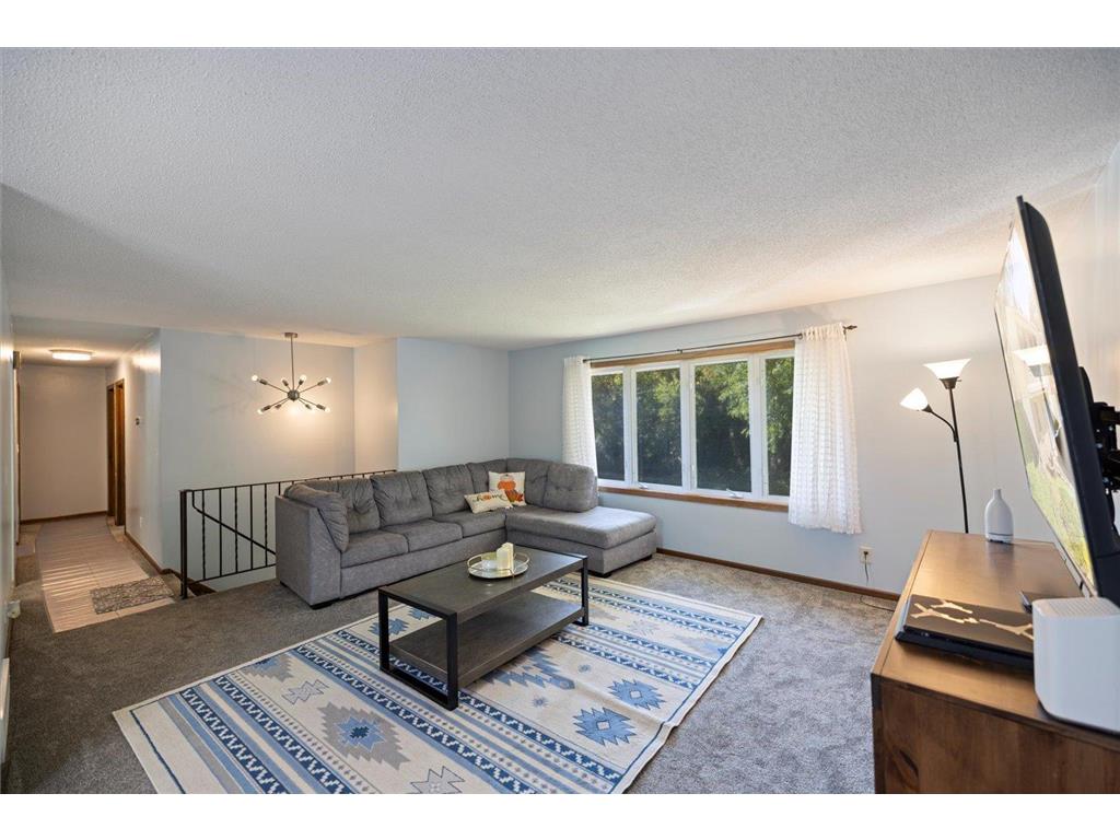 1989 N Park Drive Saint Paul MN 55119 6797449 image24