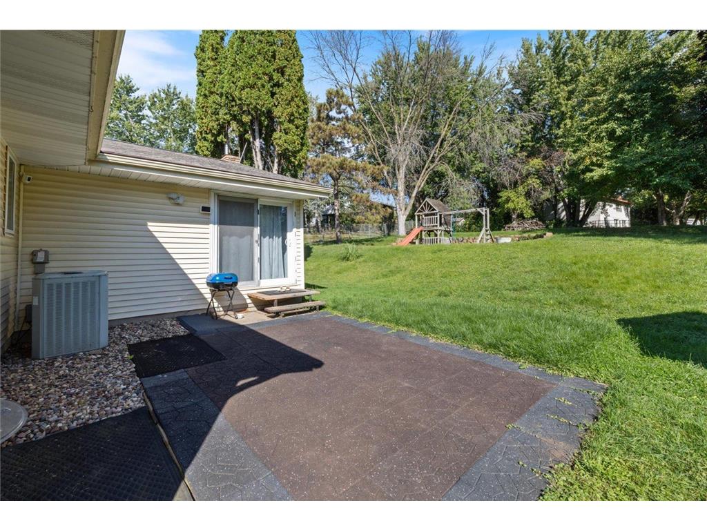 1989 N Park Drive Saint Paul MN 55119 6797449 image52