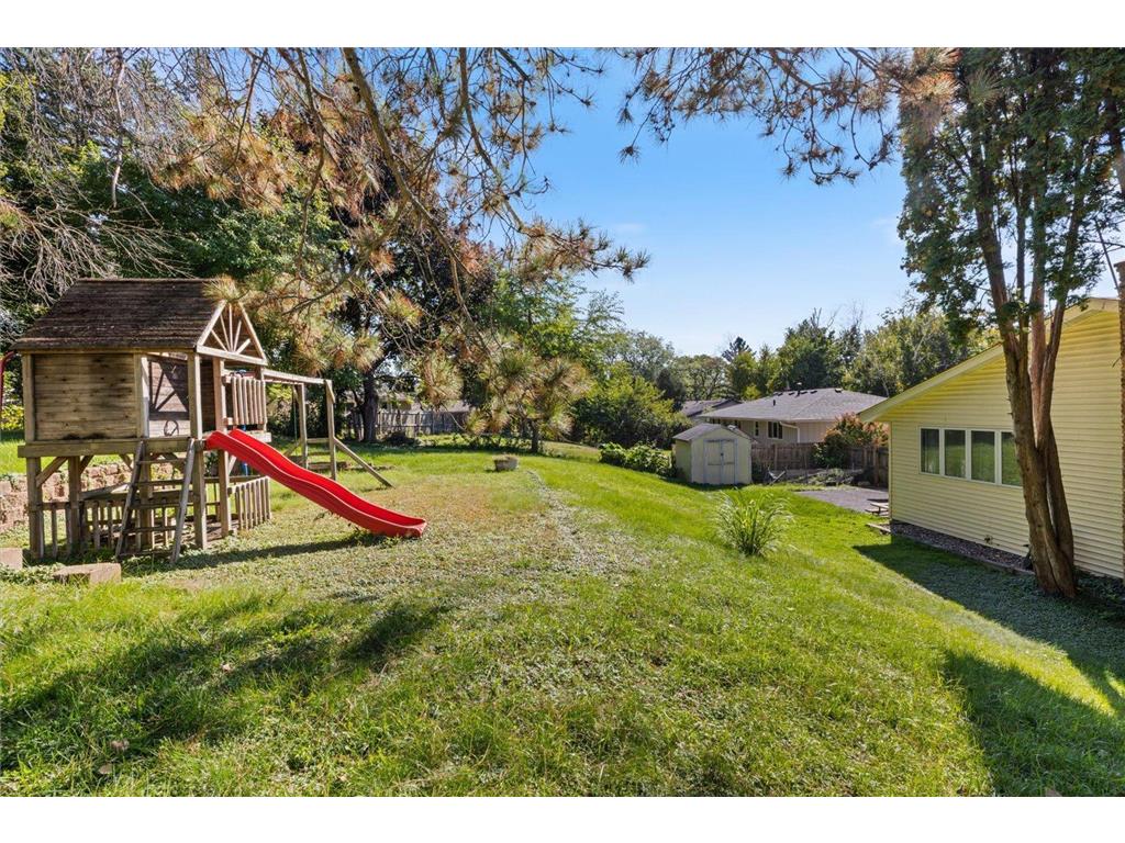 1989 N Park Drive Saint Paul MN 55119 6797449 image55