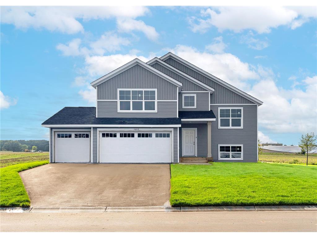 19890 Ely Avenue N Forest Lake MN 55025 7068222 image1