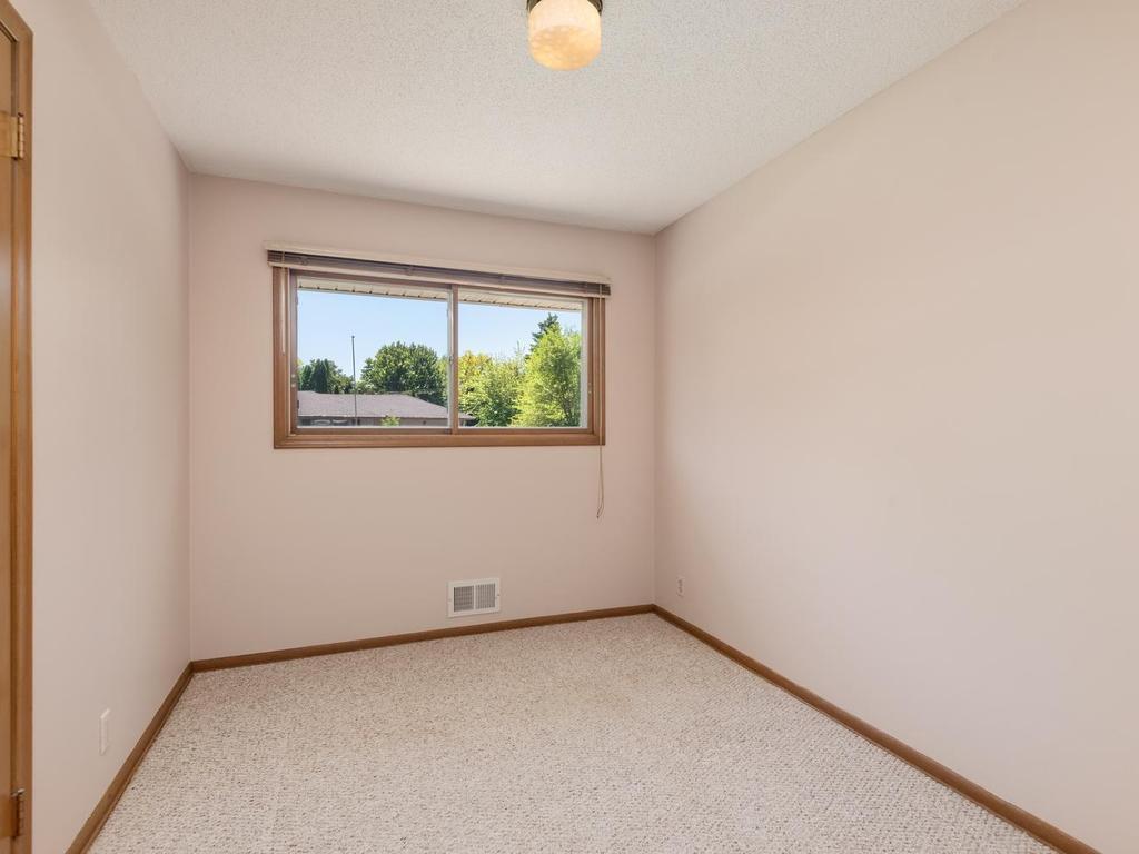 199 Colleen Avenue Shoreview MN 55126 7081418 image16