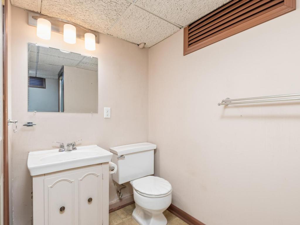 199 Colleen Avenue Shoreview MN 55126 7081418 image20