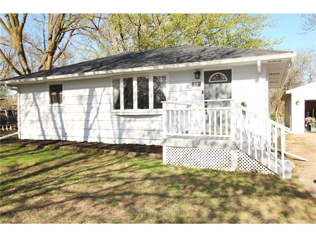 199 Greenway Avenue N Oakdale MN 55128 6716624 image1