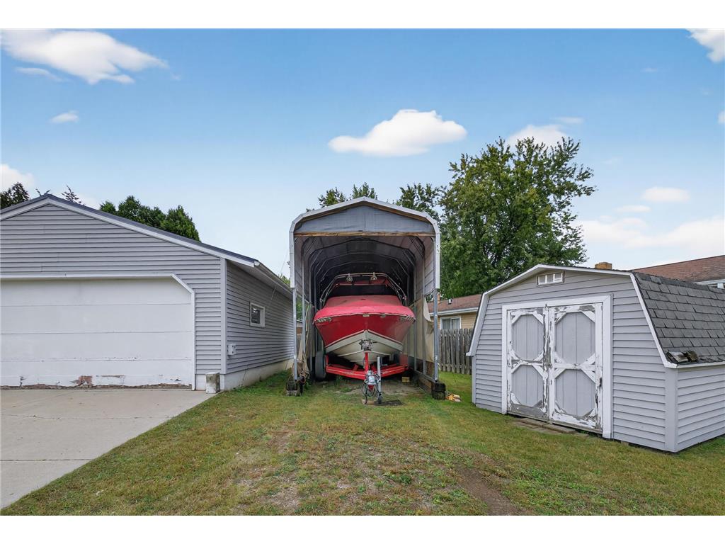 199 Hillwood Drive Lake City MN 55041 6779012 image11